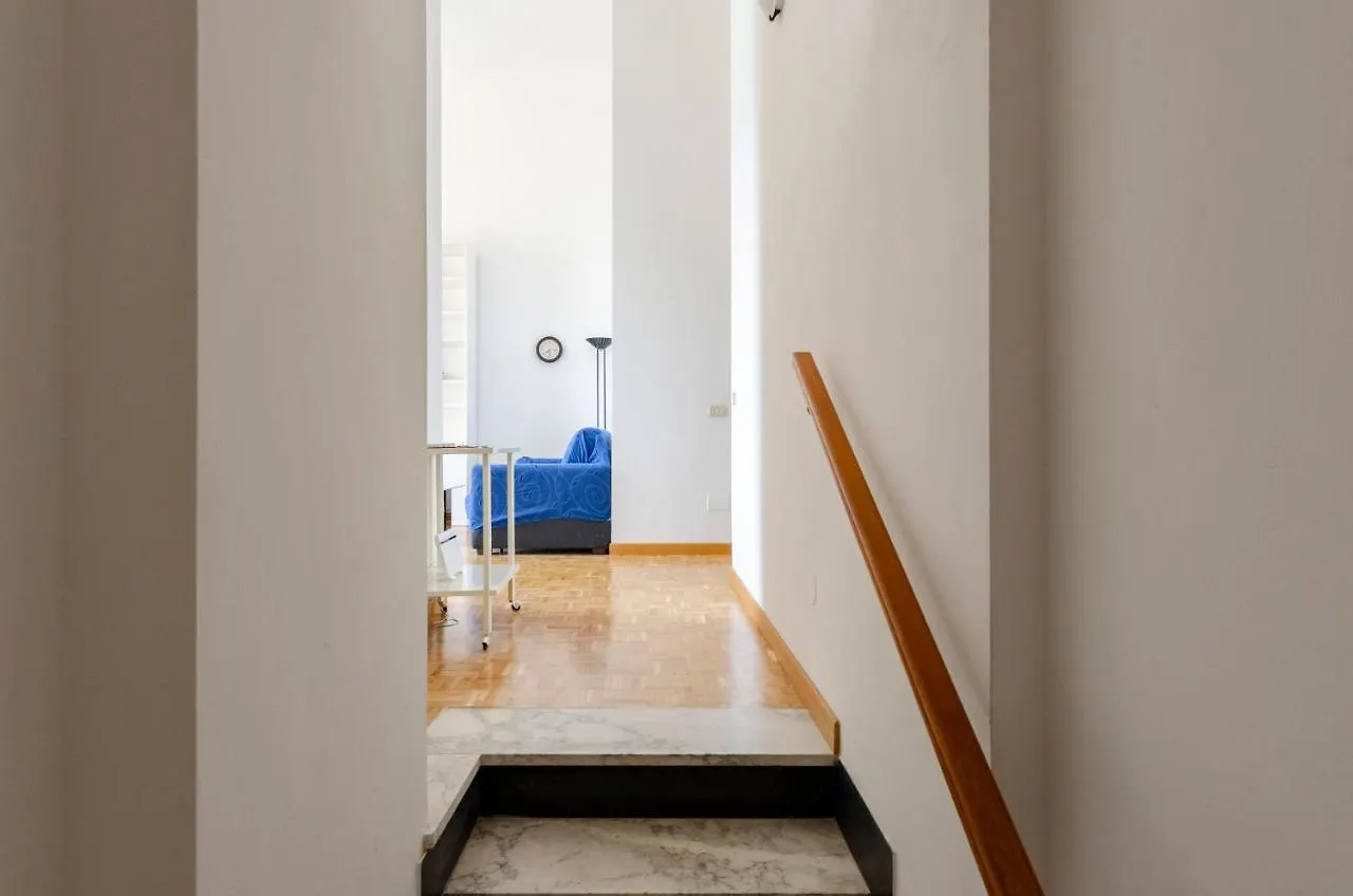 Joivy Kiosk Opera House Apartment Rapallo