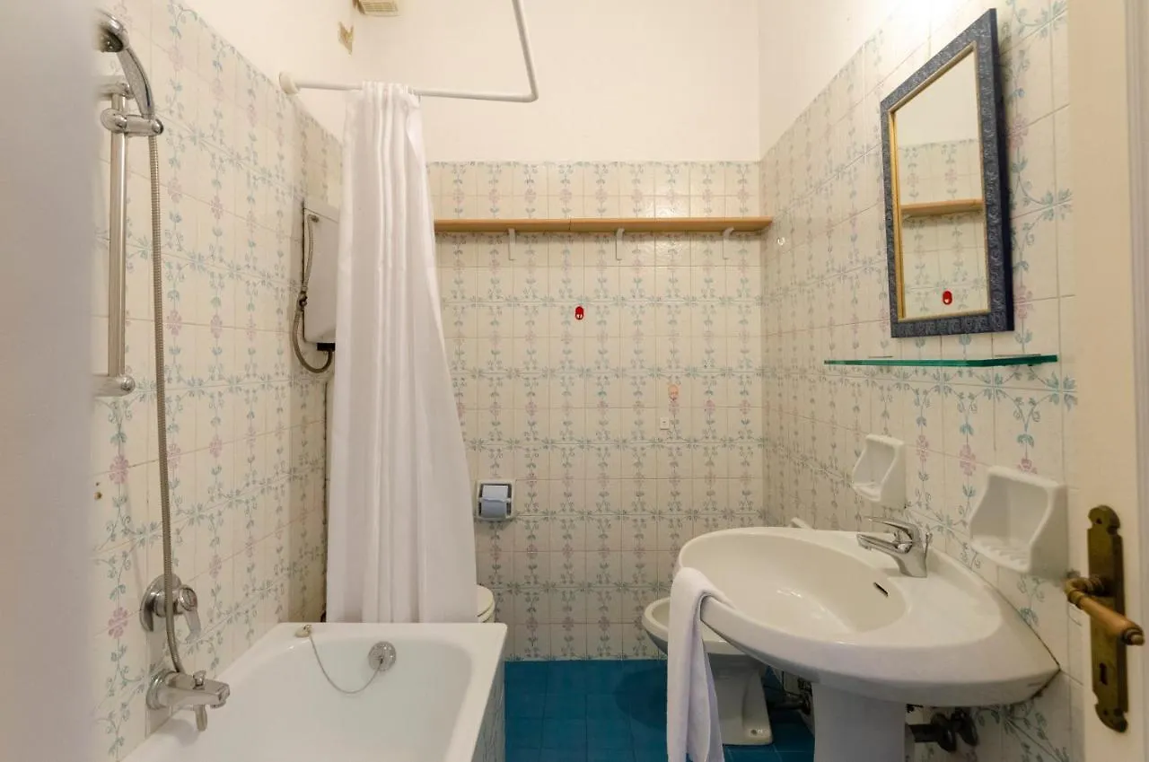 Joivy Kiosk Opera House Apartment Rapallo 0*,  Italy