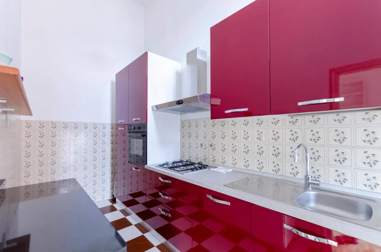 Joivy Kiosk Opera House Apartment Rapallo