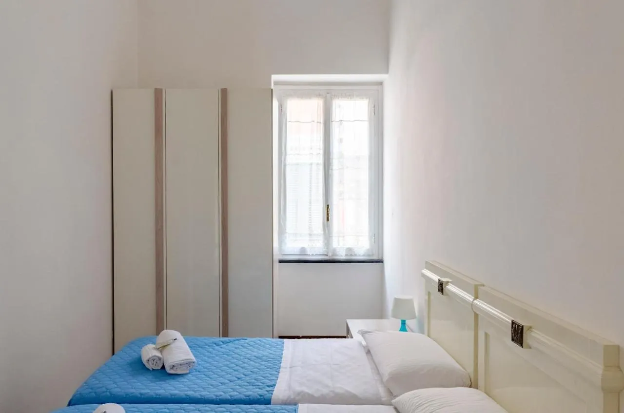 Joivy Kiosk Opera House Apartment Rapallo 0*,  Italy