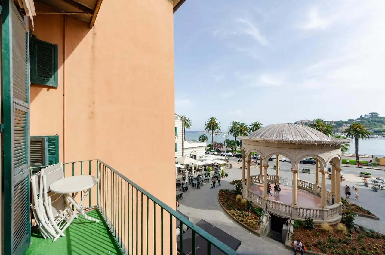 Joivy Kiosk Opera House Apartment Rapallo 0*,  Italy