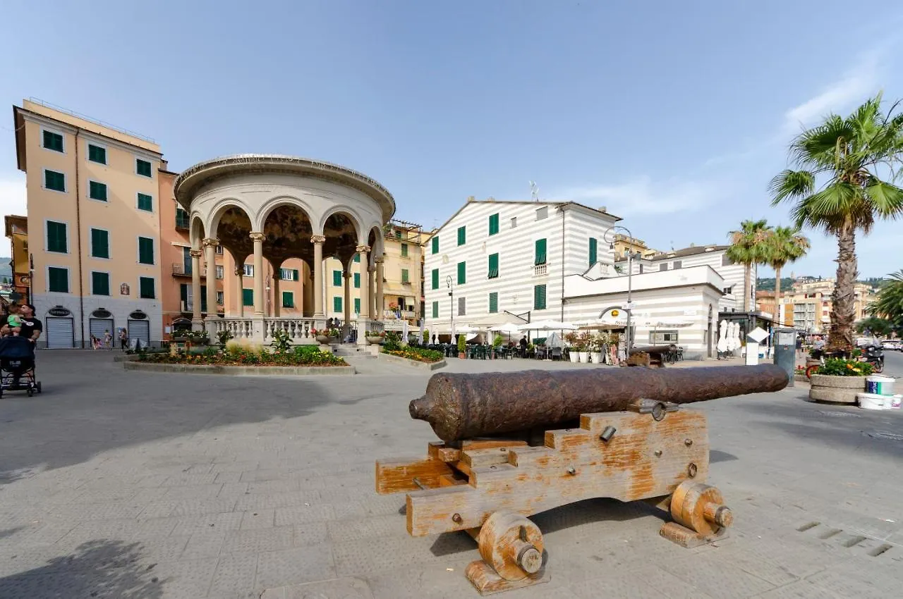 Joivy Kiosk Opera House Apartment Rapallo